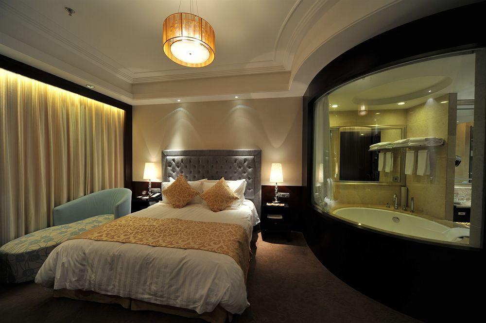 S&N Dalian Hotel מראה חיצוני תמונה