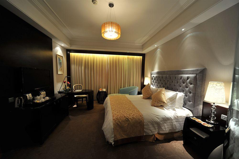 S&N Dalian Hotel מראה חיצוני תמונה