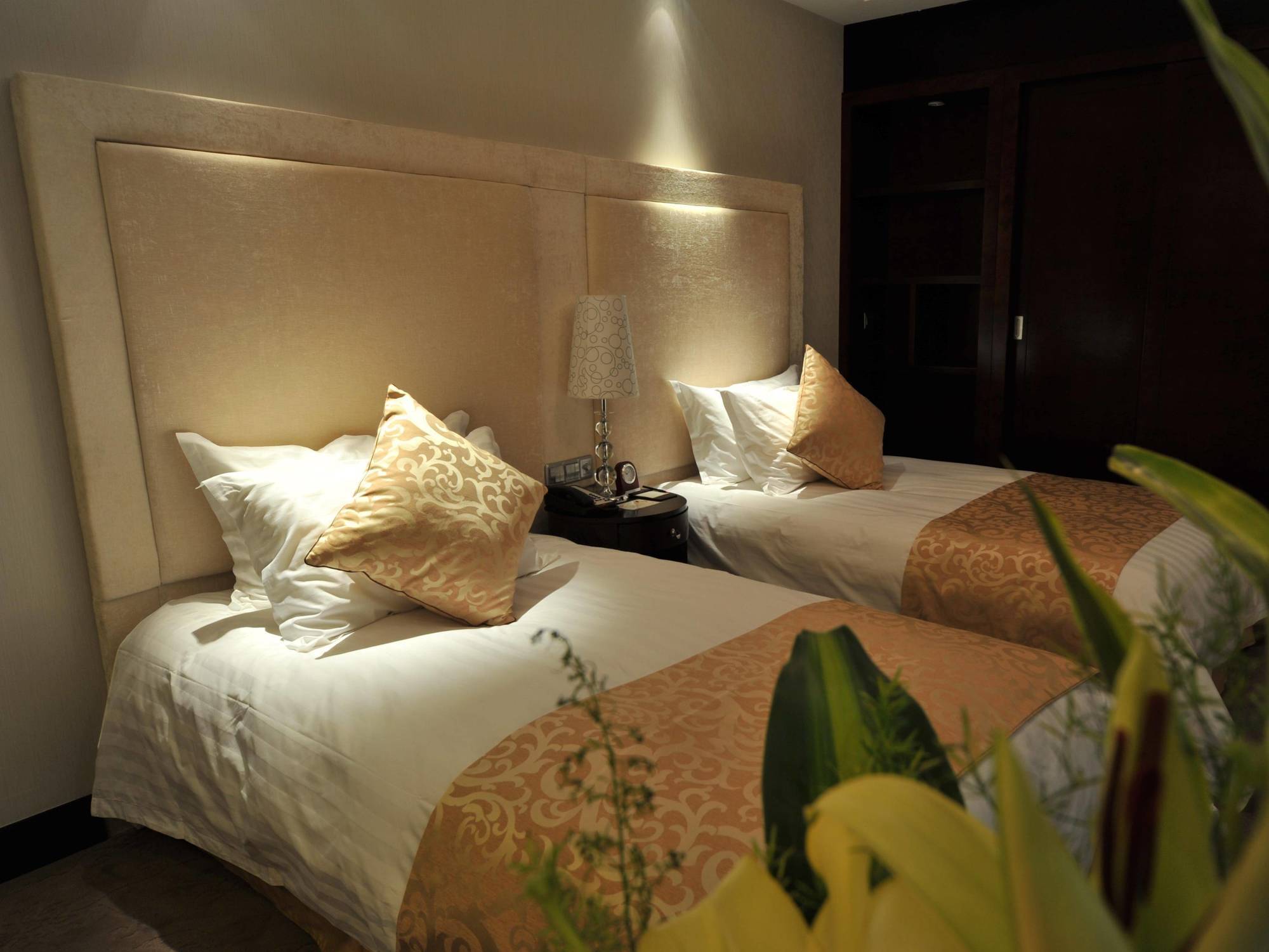 S&N Dalian Hotel מראה חיצוני תמונה
