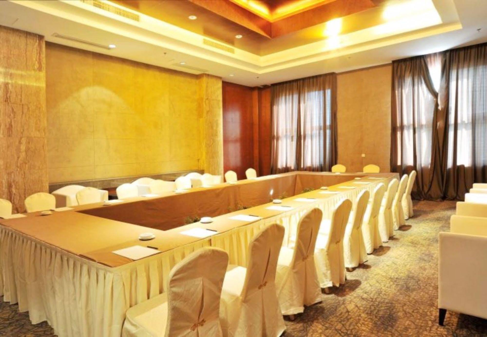 S&N Dalian Hotel מראה חיצוני תמונה